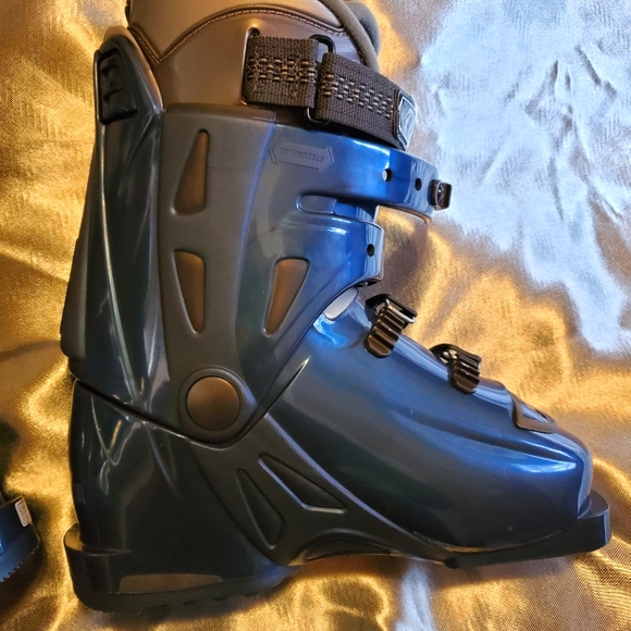 Tecnica 7X Innotec Blue Ski Boots - 293mm Size 6.5 Anti-Vibration System - Picture 14 of 16